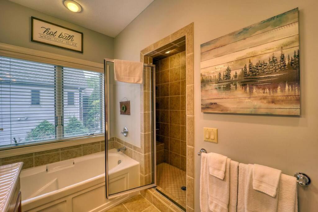 Bucket List Views Sugar Mountain Private Condo - 2Bed, 2Bath, Sleeps 6, Panoramic Views Of Mountains From Large Deck, Short Drive To Shopping, Restaurants, Cafes & Banner Elk Town Exterior photo