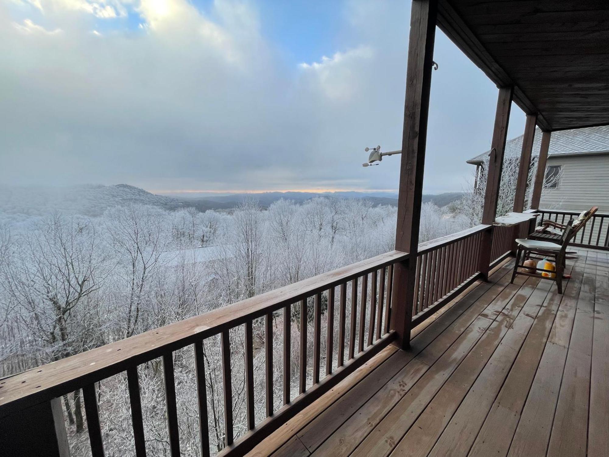 Bucket List Views Sugar Mountain Private Condo - 2Bed, 2Bath, Sleeps 6, Panoramic Views Of Mountains From Large Deck, Short Drive To Shopping, Restaurants, Cafes & Banner Elk Town Exterior photo